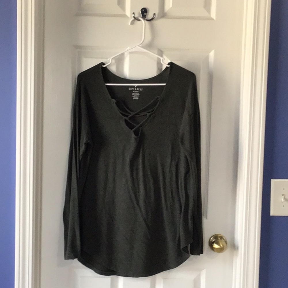 ❄️ 3/$15 American Eagle Outfitters long sleeve shirt, olive green, size Medium